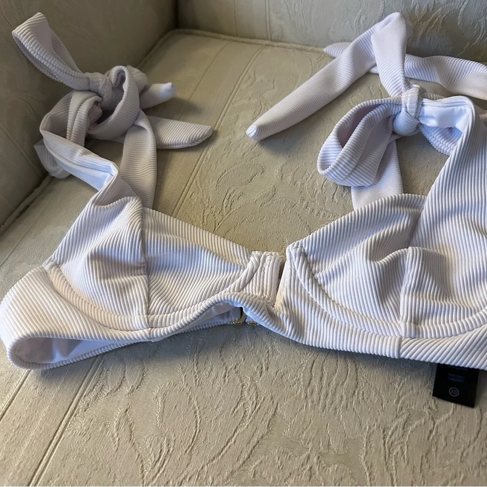 Beach riot Blair bikini top bow on shoulder size xs